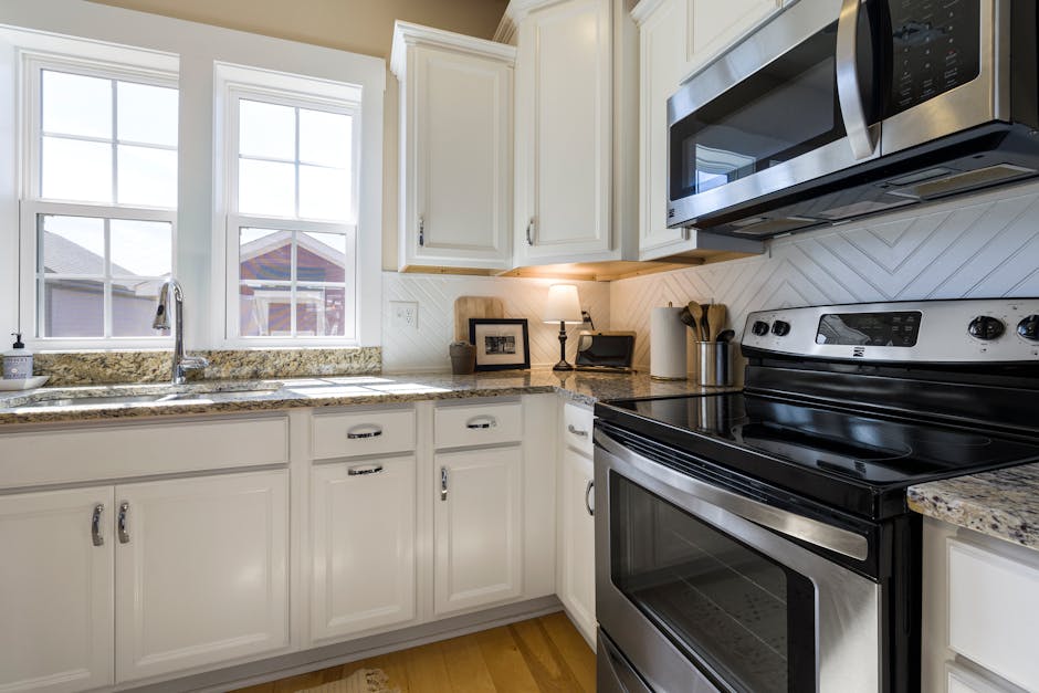 Black range hood trends: Exploring the rise of modern kitchen aesthetics